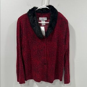 Anna Maxwell Red Animal Print Top with Black Fur Collar size 18W NWT